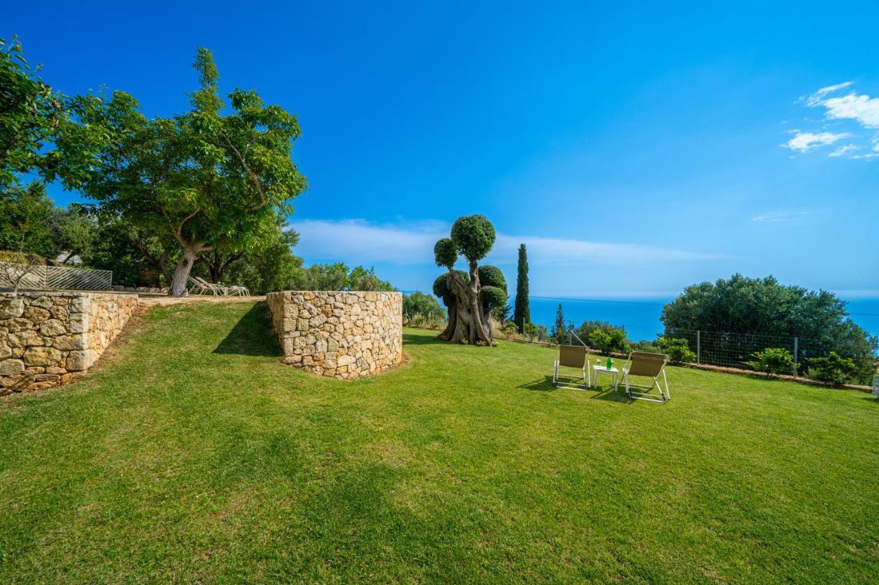 Lourdas Bay View Simotáta Buitenkant foto