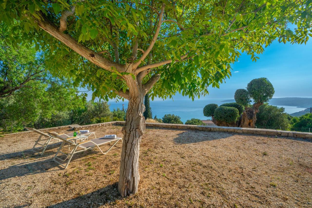 Lourdas Bay View Simotáta Buitenkant foto
