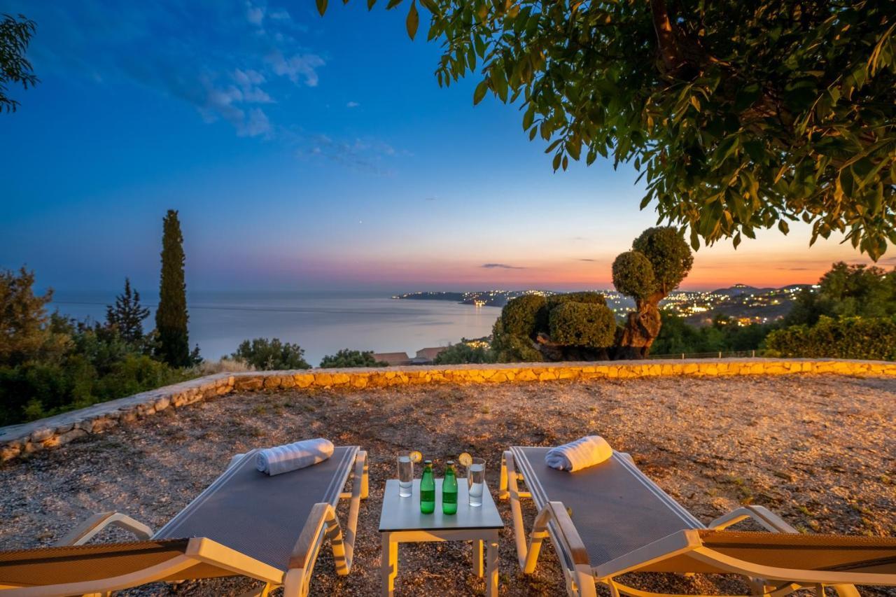 Lourdas Bay View Simotáta Buitenkant foto